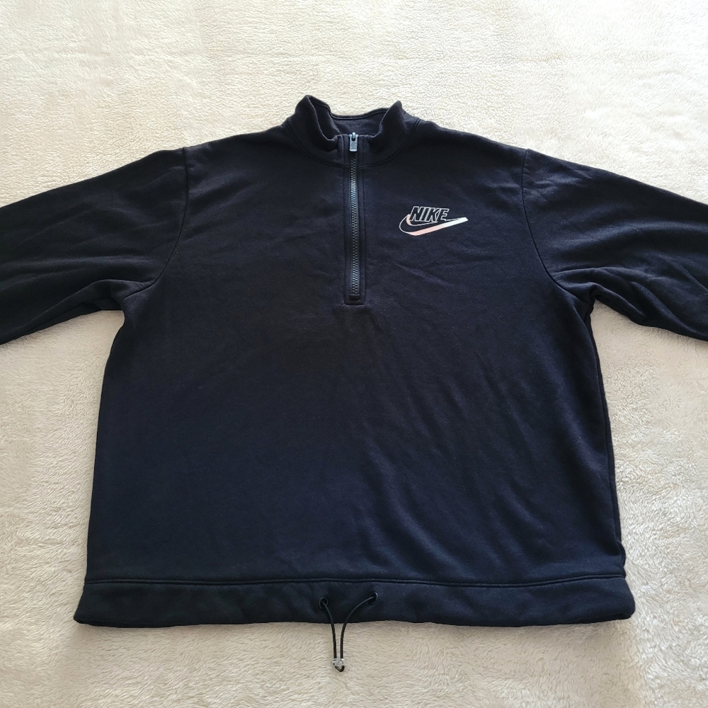 Nike Sportswear 1/2 Zip Easy Fleece Pullover, Women's Size Small, GUC - Black